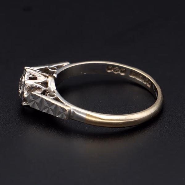 Vintage 18ct Gold Diamond Ring