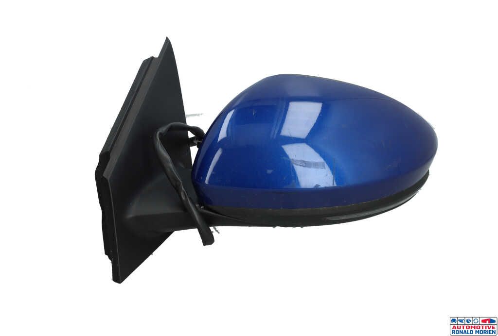Used Wing mirror, left Renault Megane IV (RFBB) 1.3 TCe 140 16V Price € 145,00 Margin scheme offered by Automaterialen Ronald Morien B.V.