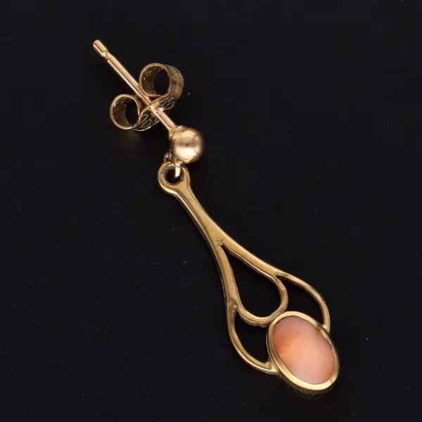 9ct Yellow Gold Coral Earrings