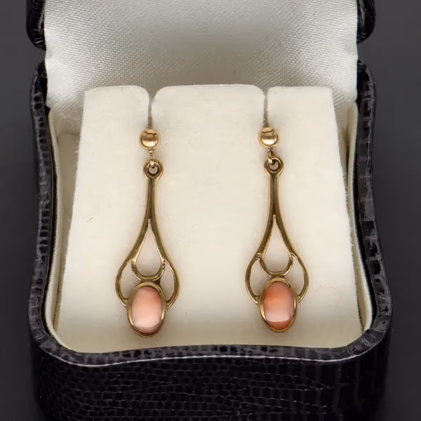 9ct Yellow Gold Coral Earrings