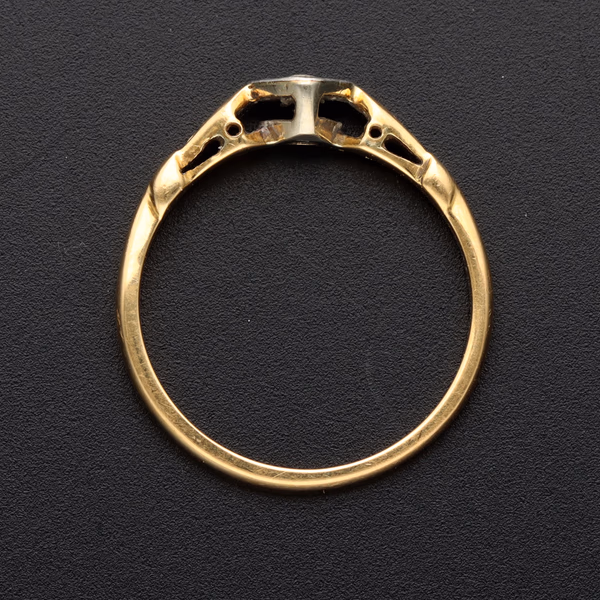 18ct Gold Platinum Diamond Heart Ring