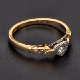 18ct Gold Platinum Diamond Heart Ring