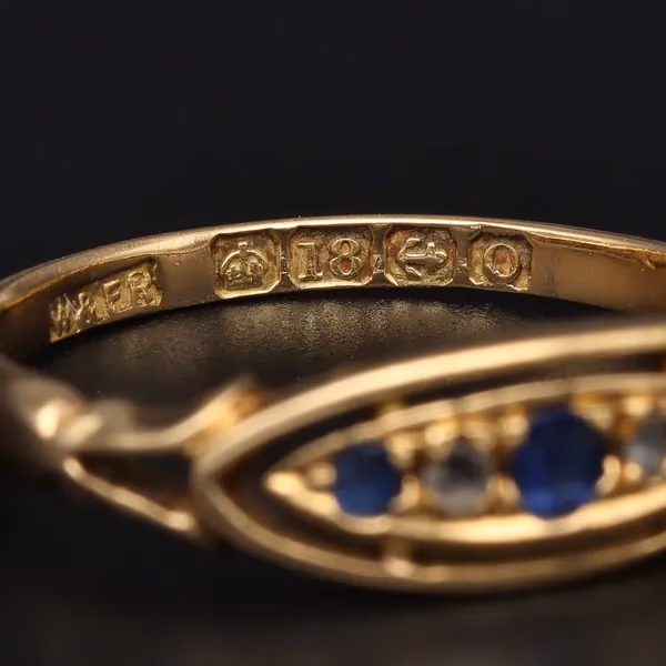 Antique 18ct Sapphire Diamond Ring