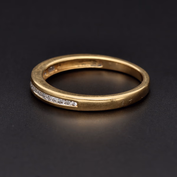 18ct Yellow Gold Round Diamond Half Eternity Ring