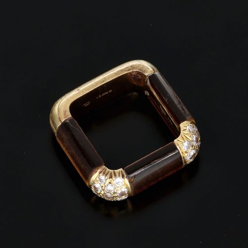 18ct Gold Tigers Eye and Diamond Ring image-6