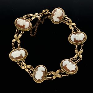 Vintage 9ct Gold Shell Cameo Bracelet