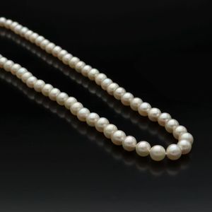 18ct Gold Clasp Cultured Pearls