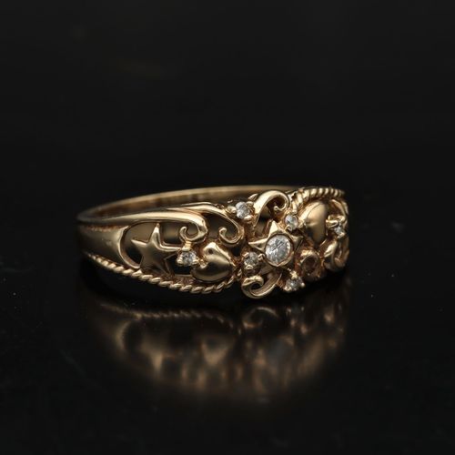 Gold Diamond Ring. image-1
