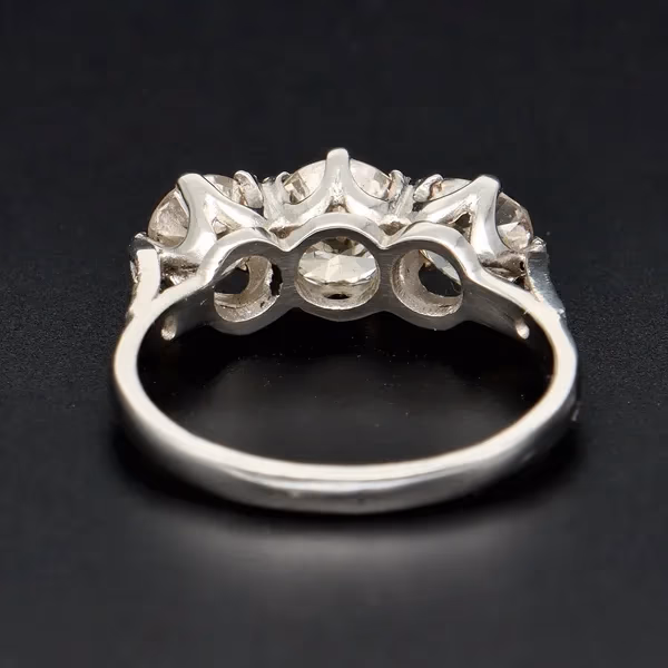 Platinum Diamond Ring