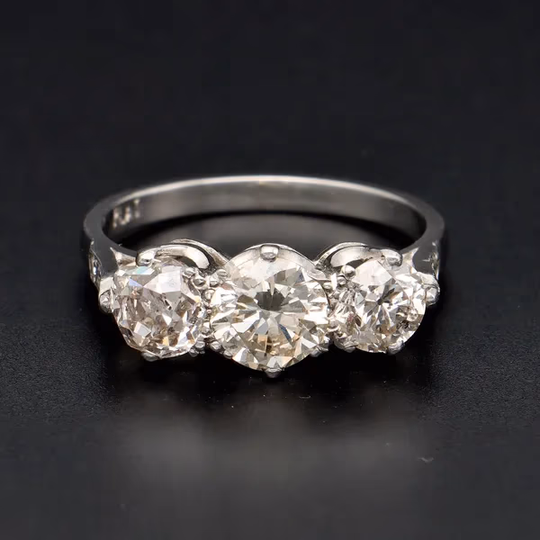 Platinum Diamond Ring