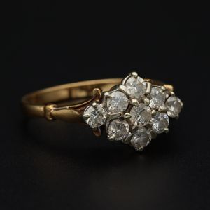 18ct Gold Diamond Cluster Ring