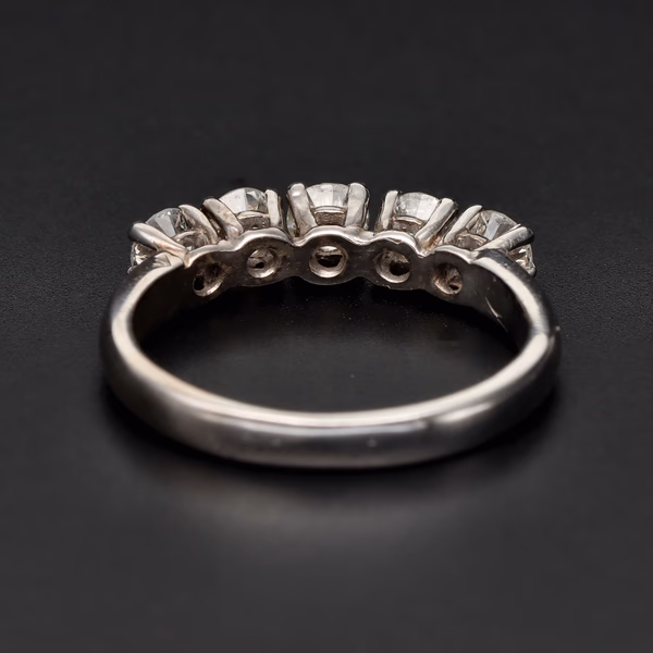 14ct White Gold 1.00ct Brilliant-Cut Diamond 5-Stone Ring