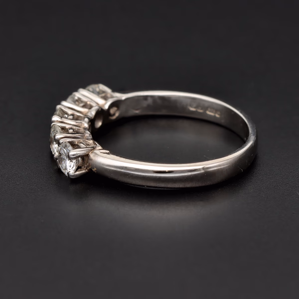14ct White Gold 1.00ct Brilliant-Cut Diamond 5-Stone Ring
