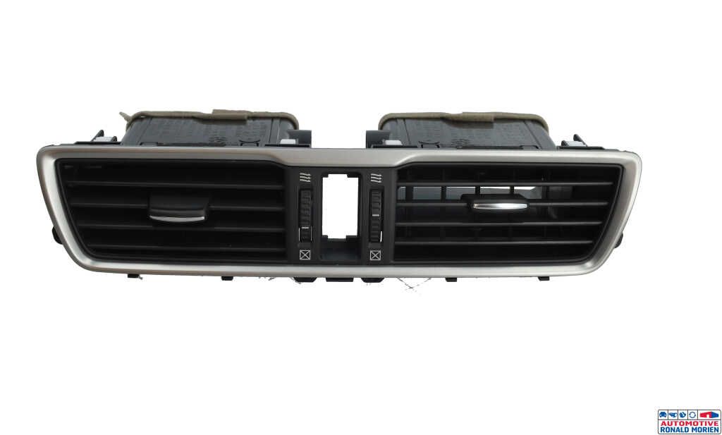Used Dashboard vent Mazda 3 (BM/BN) 2.0 SkyActiv-G 120 16V Price € 65,00 Margin scheme offered by Automaterialen Ronald Morien B.V.