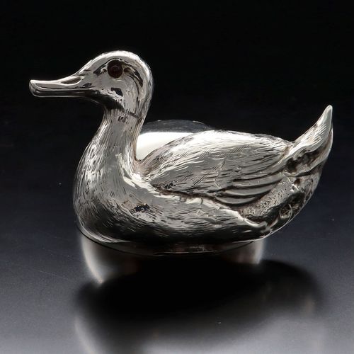 Edwardian Solid Silver Duck Menu Holder image-3