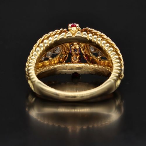 Vintage 18ct Gold Ruby and Diamond Ring image-5