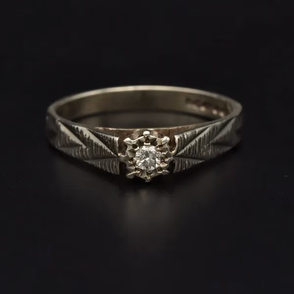 Retro-Vintage Gold Diamond Ring