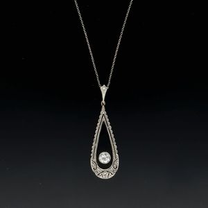 Art Deco 18ct Gold Diamond and Onyx Pendant Necklace