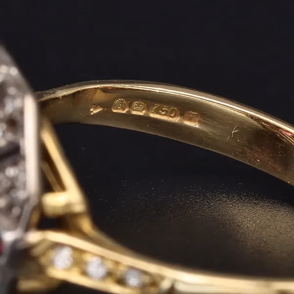 18ct Gold Ruby Diamond Ring