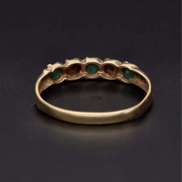 9ct Yellow Gold Emerald & Diamond Ring