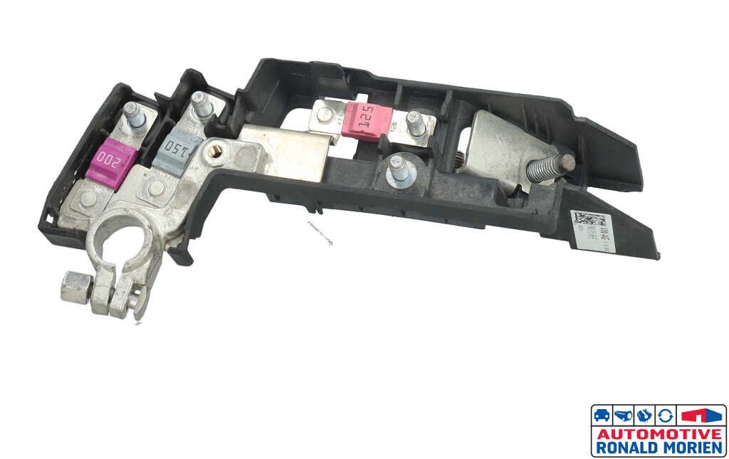 Używane Moduł sterujący akumulatora Audi S5 Sportback (F5A/F5F) 3.0 TFSI V6 24V Cena € 39,00 Procedura marży oferowane przez Automaterialen Ronald Morien B.V.