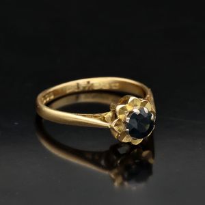 Retro 18ct Gold Sapphire Ring Birmingham 1970