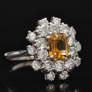 18ct Gold Citrine and Diamond Cluster Ring
