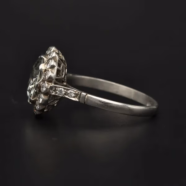 Art Deco Platinum Diamond Ring