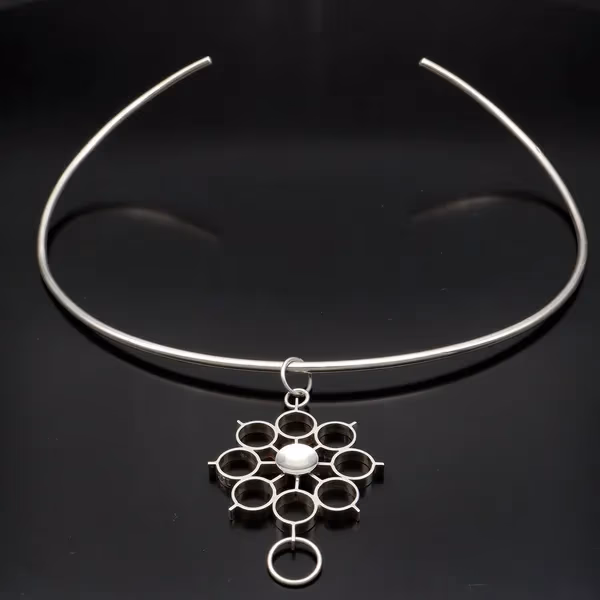 Kultateollisuus Modernist Pendant and Neck Torc