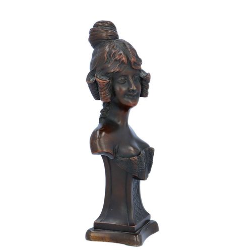 Art Nouveau Bronze Bust image-2