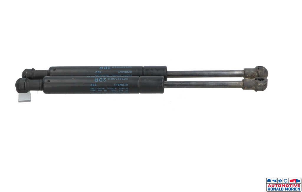 Used Set of tailgate gas struts Bentley Continental GT 6.0 W12 48V Price € 35,00 Margin scheme offered by Automaterialen Ronald Morien B.V.