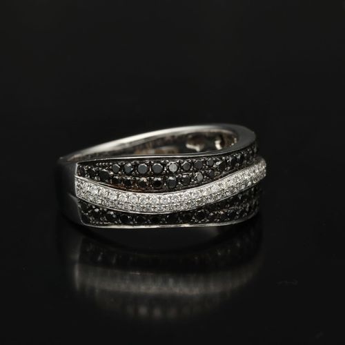 18ct White Gold Black and White Diamond Band Ring image-1
