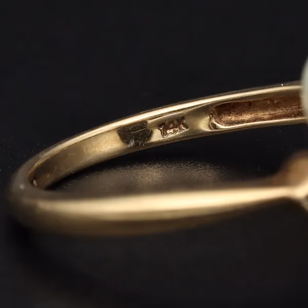 Gold Diamond & Cultured Pearl Ring