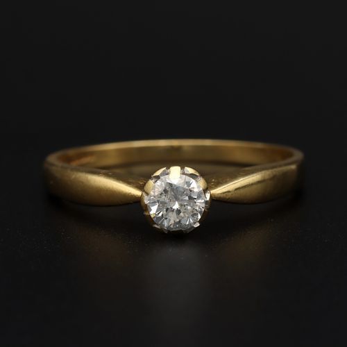 18ct Gold 0.33ct Diamond Ring image-2