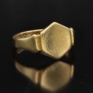 Vintage 18ct Gold Mens Signet Ring