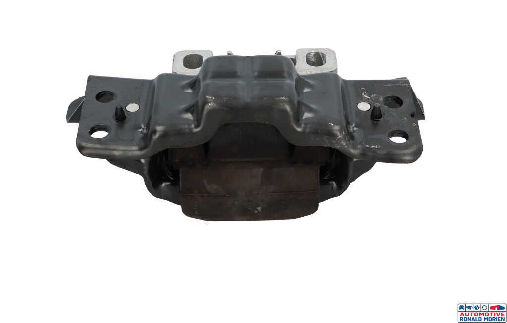 Used Engine mount Audi Q2 (GAB/GAG) 1.6 30 TDI 16V Price € 25,00 Inclusive VAT offered by Automaterialen Ronald Morien B.V.