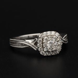 Gold 0.45ct Diamond Ring