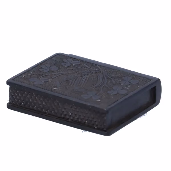 Bog Oak Vesta Case
