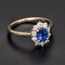 Vintage 18ct White Gold Sapphire & Diamond Cluster Ring