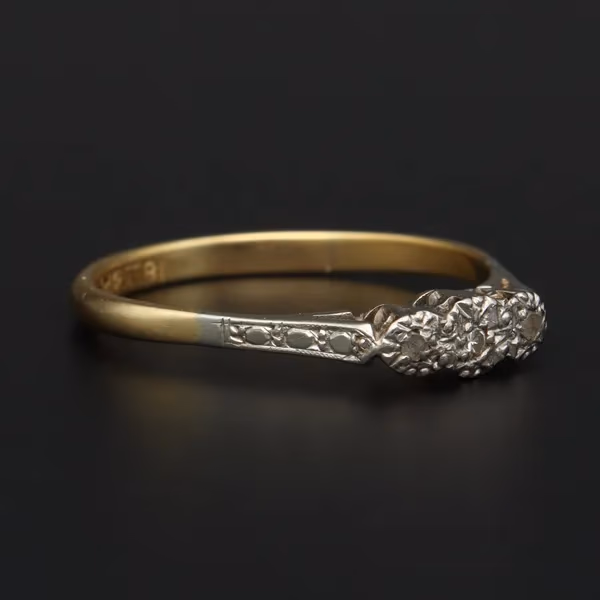 18ct Diamond Platinum Ring