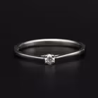 18ct Gold Diamond Ring. Size X