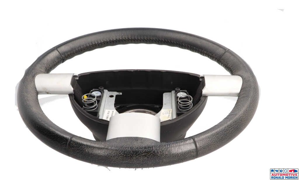 Used Steering wheel Volkswagen New Beetle (9C1/9G1) 1.8 20V Turbo Price € 35,00 Margin scheme offered by Automaterialen Ronald Morien B.V.