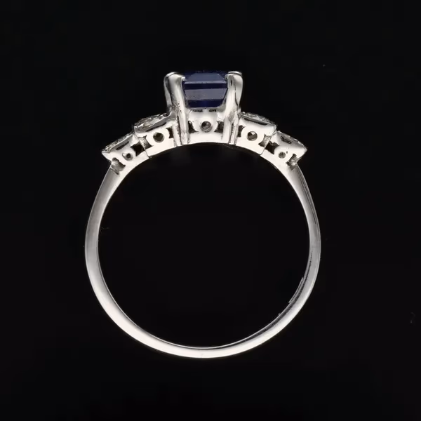 18ct Gold Sapphire and Diamond Ring