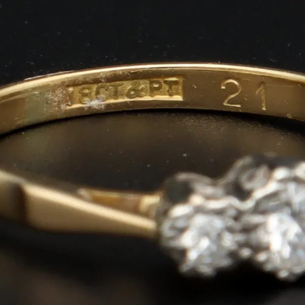 1920s 18ct Yellow Gold Diamond Ring