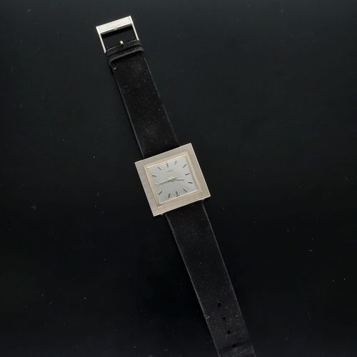 Juvenia 18k White Gold Watch image-2
