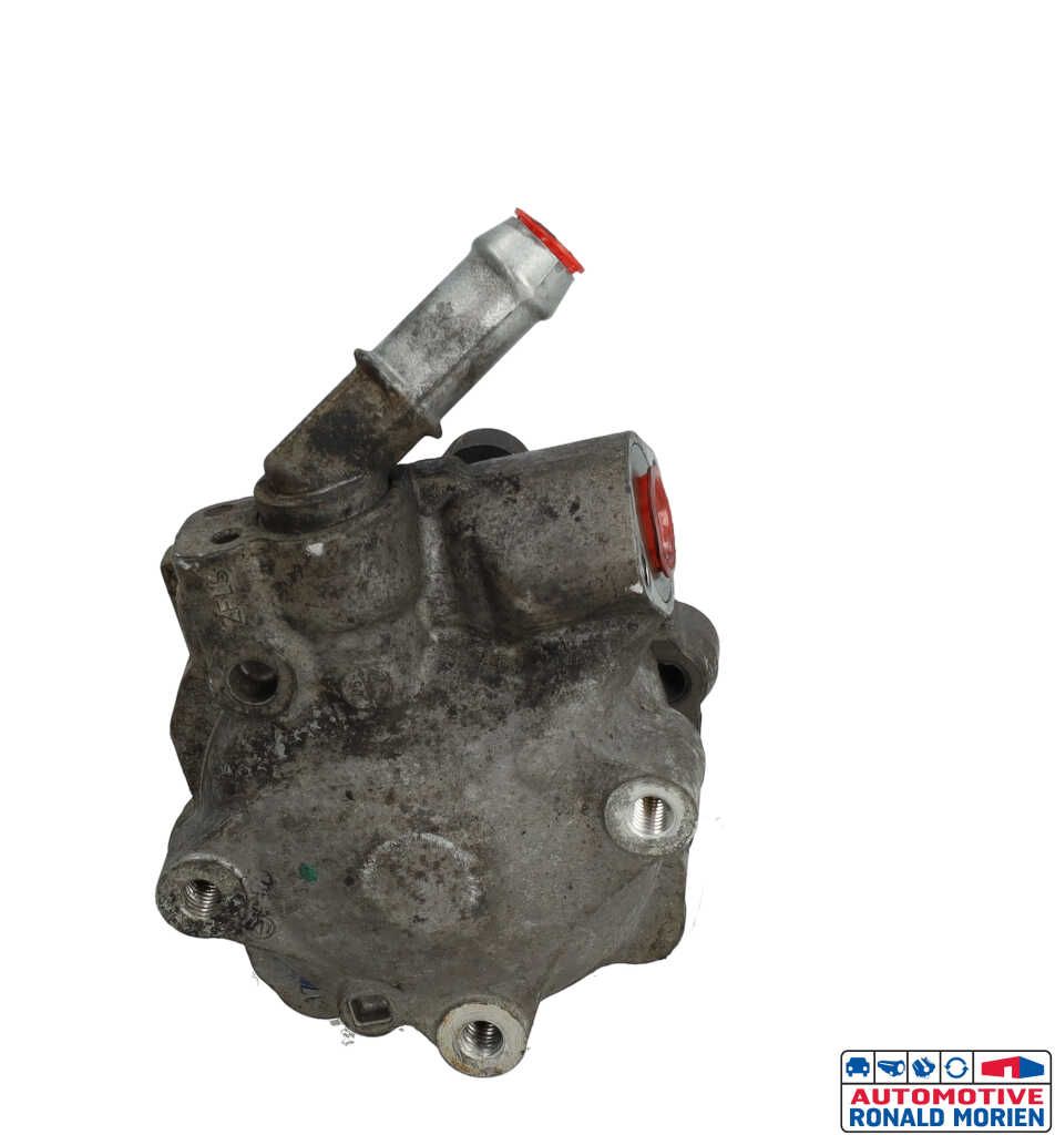 Used Power steering pump Audi A4 Avant (B8) 2.0 TDI 16V Price € 49,00 Margin scheme offered by Automaterialen Ronald Morien B.V.