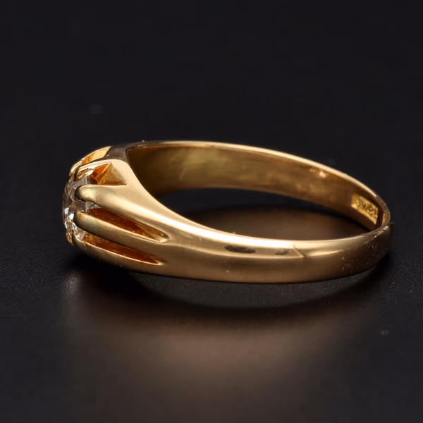 18ct Gold Diamond Ring