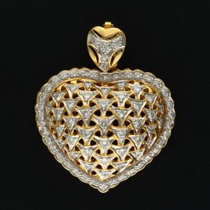 18ct Gold Diamond Heart Locket