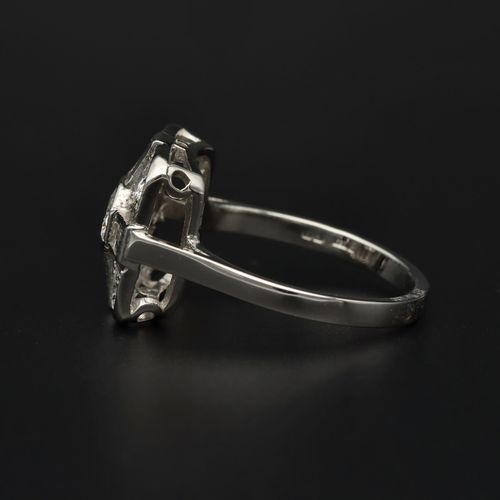 Platinum Diamond Ring image-3