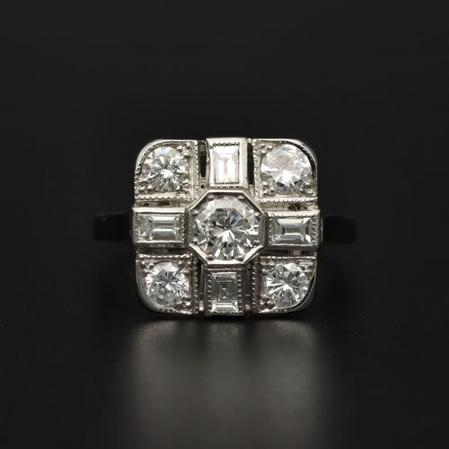 Platinum Diamond Ring image-2